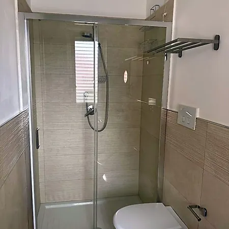 فندق مبيت وإفطار Monte Roraima سكاليا